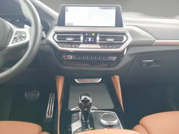BMW X4 xDrive20d M Sport Standheizung Navi AHK HiFi