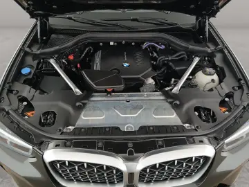 BMW X4 xDrive20d M Sport Standheizung Navi AHK HiFi