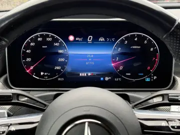 MERCEDES-BENZ C 200 4Matic  AMG PREMIUM  Pano  HeadUP 360