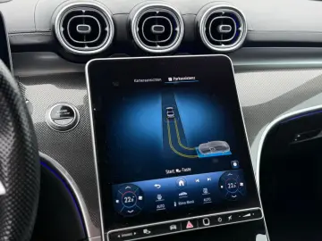 MERCEDES-BENZ C 200 4Matic  AMG PREMIUM  Pano  HeadUP 360