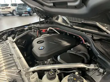 BMW X3 20d xDrive M Sport HUD ACC AHK 360 KAM RFK