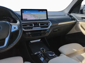 BMW X3 xDrive20d Aut. LCProf Pano St&Go HUD RFK HiFi