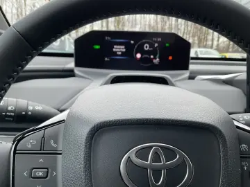 TOYOTA bz4X BEV 252kW 4x4 Lounge