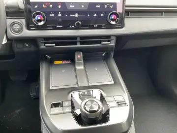 TOYOTA bz4X BEV 252kW 4x4 Lounge