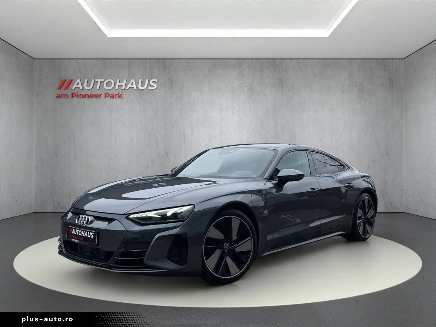 AUDI e-tron GT quattro