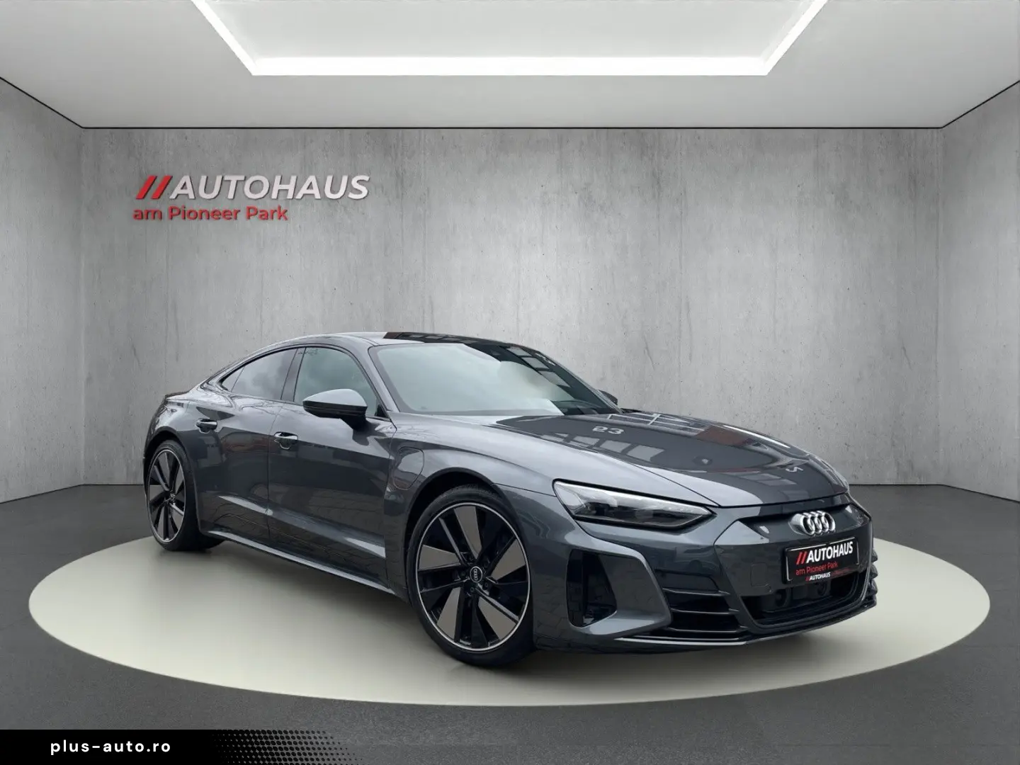 AUDI e-tron GT quattro