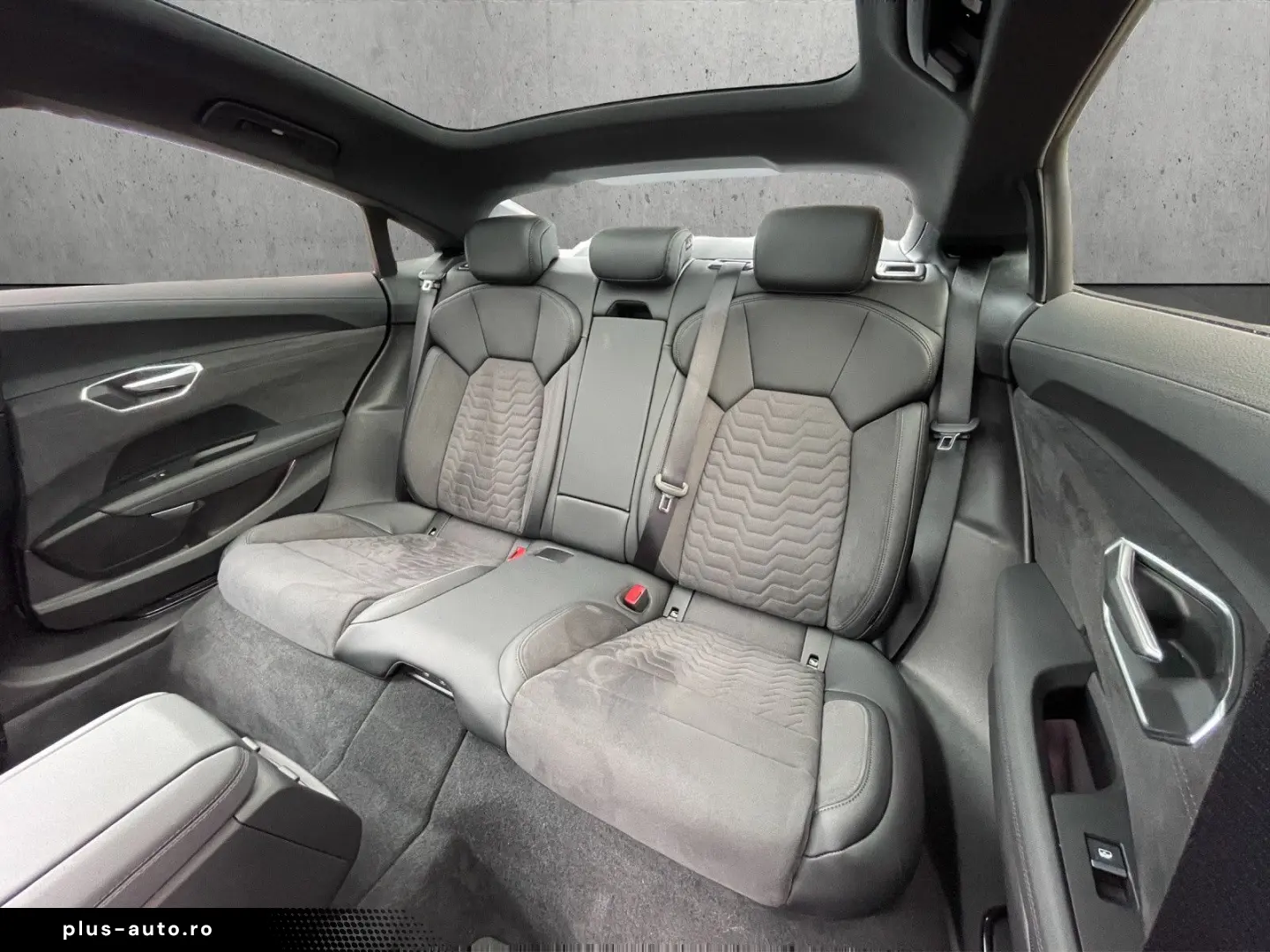 AUDI e-tron GT quattro