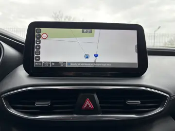 Hyundai Santa Fe 1.6 HEV 2WD Signature