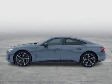 AUDI e-tron GT quattro