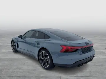 AUDI e-tron GT quattro