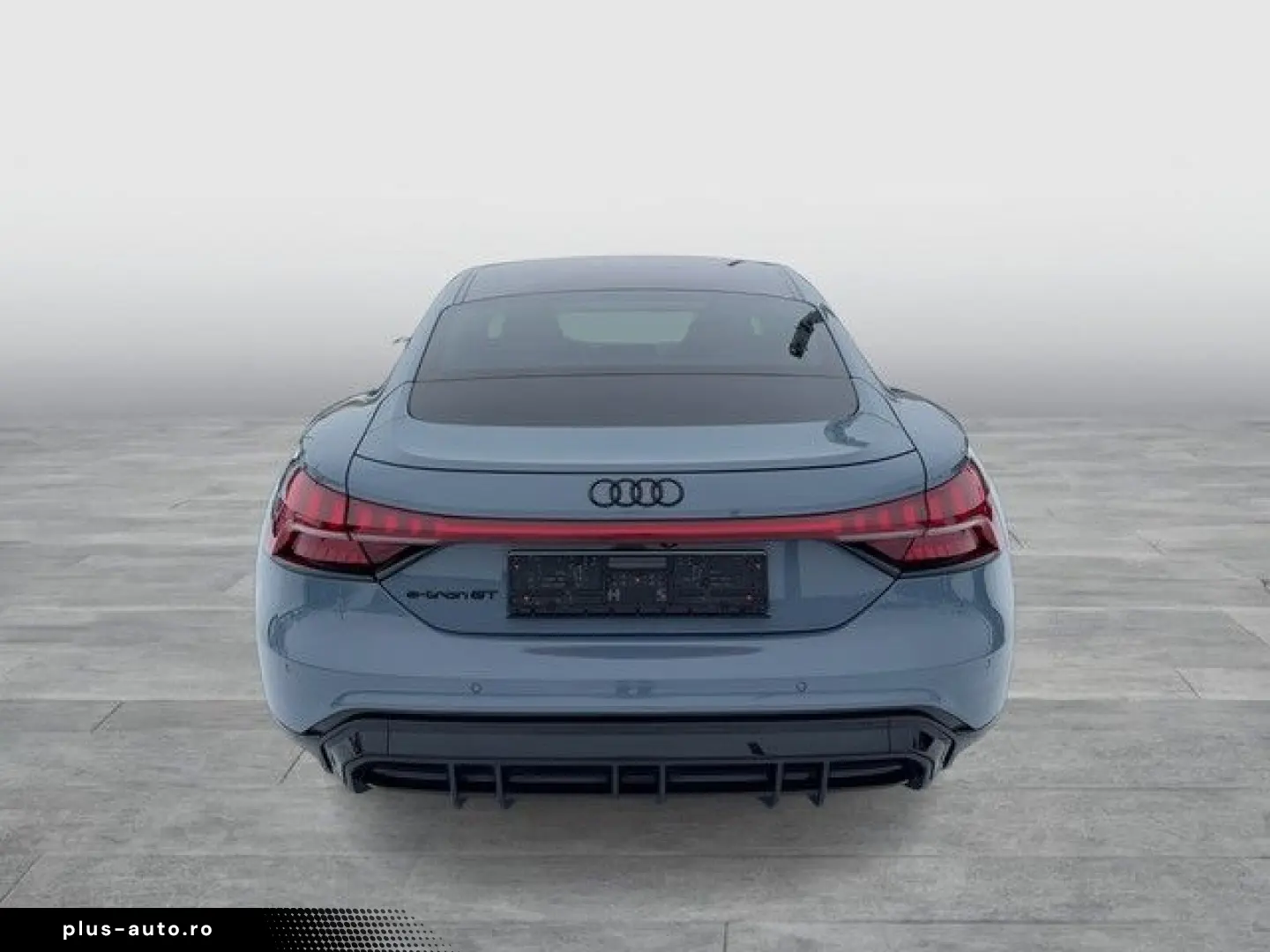 AUDI e-tron GT quattro