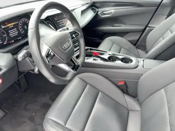 AUDI e-tron GT quattro