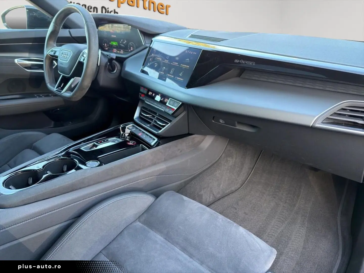 AUDI e-tron GT quattro