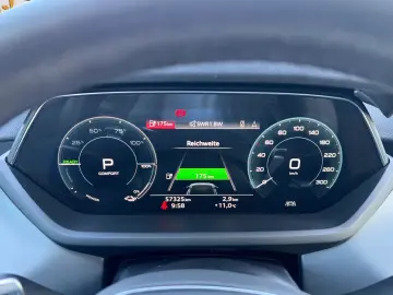 AUDI e-tron GT quattro