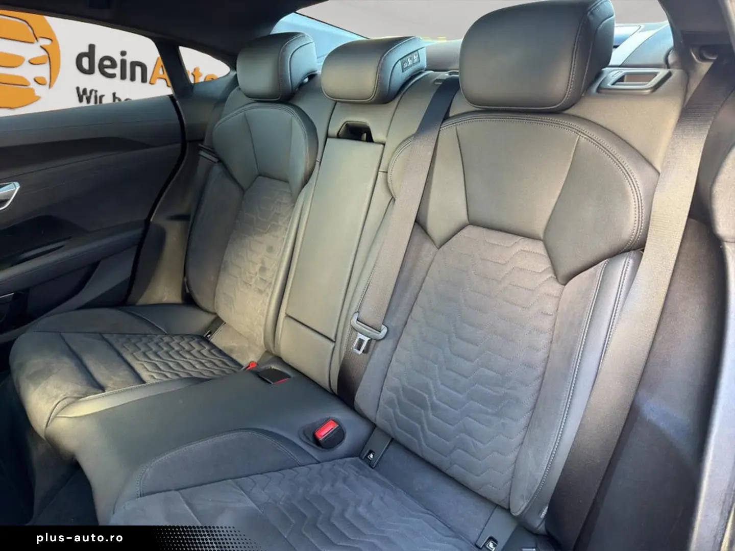 AUDI e-tron GT quattro