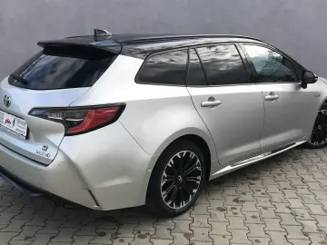 TOYOTA COROLLA TOURING SPORTS GR