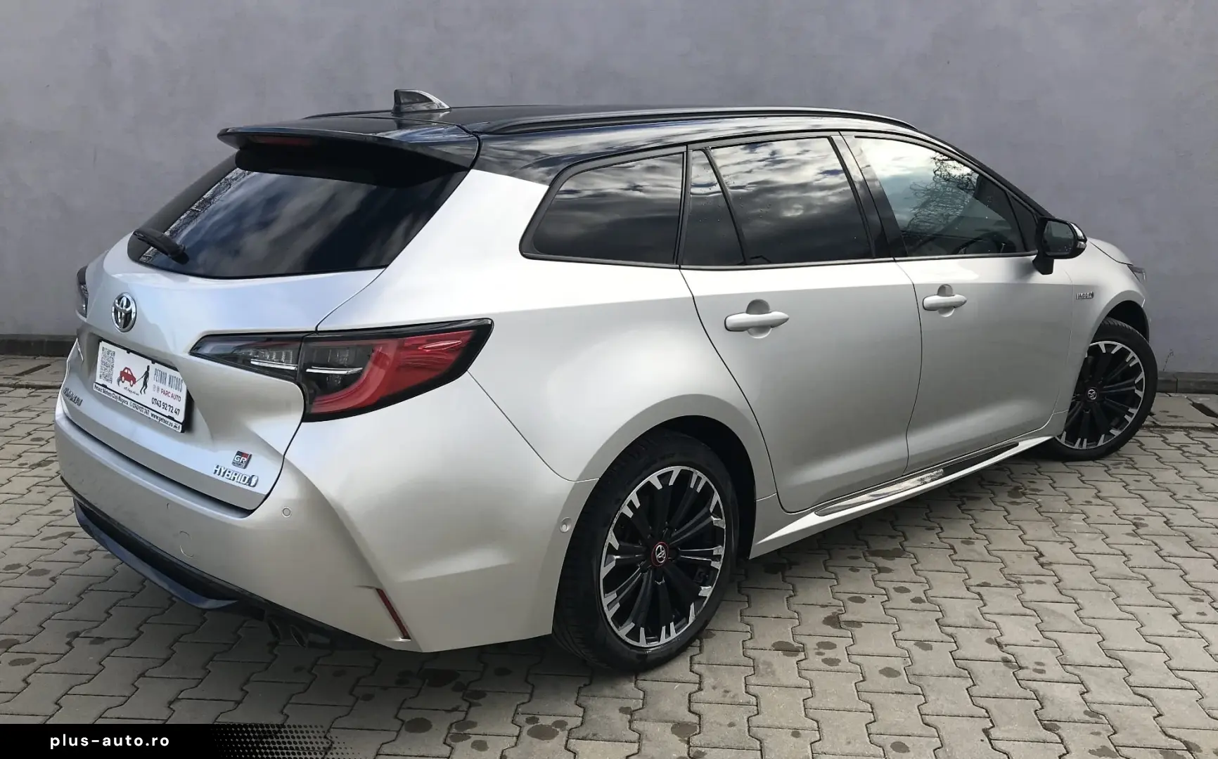 TOYOTA COROLLA TOURING SPORTS GR