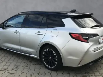 TOYOTA COROLLA TOURING SPORTS GR