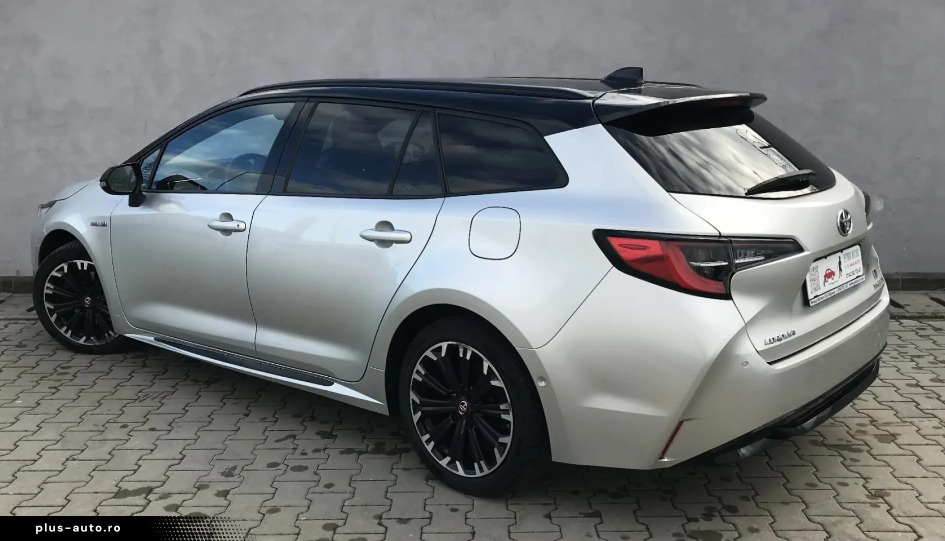 TOYOTA COROLLA TOURING SPORTS GR