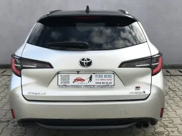 TOYOTA COROLLA TOURING SPORTS GR