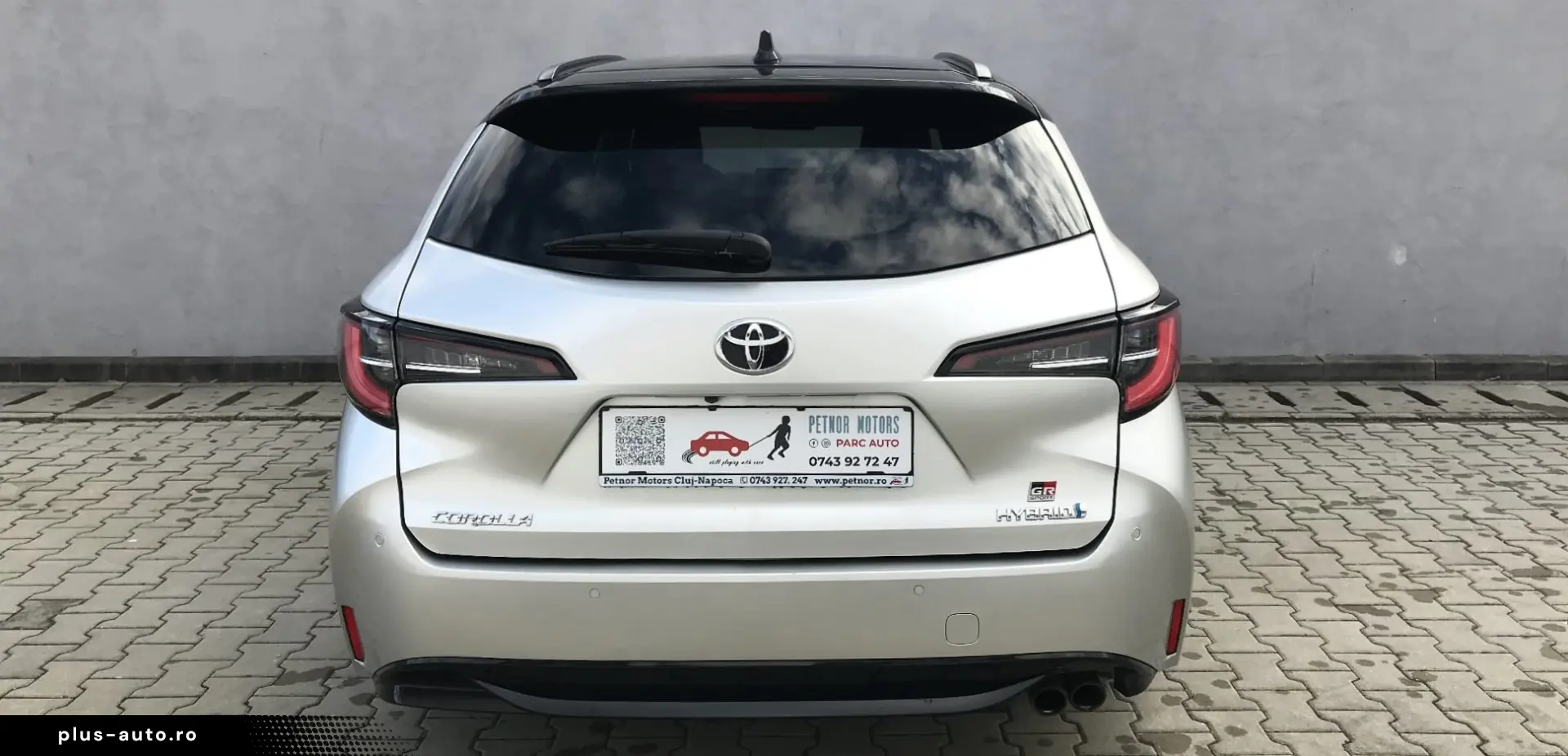 TOYOTA COROLLA TOURING SPORTS GR