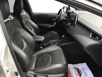 TOYOTA COROLLA TOURING SPORTS GR