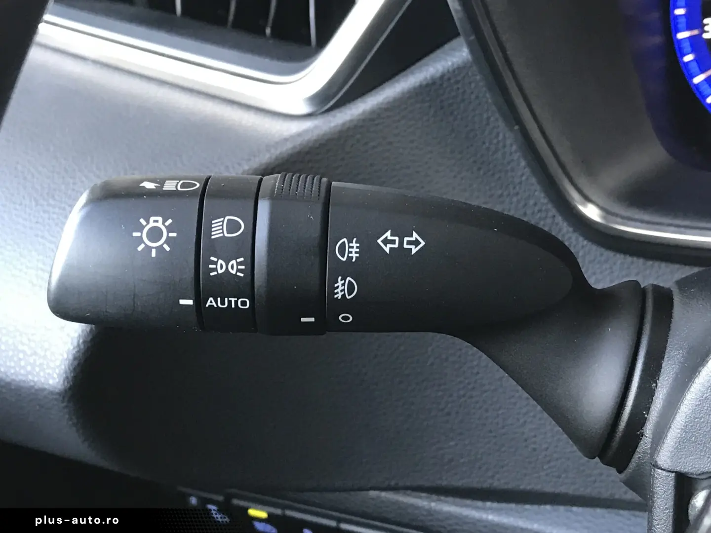 TOYOTA COROLLA TOURING SPORTS GR