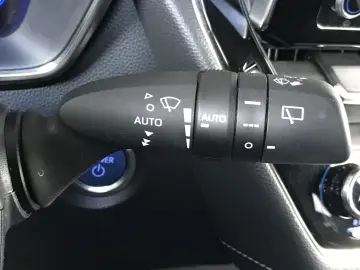 TOYOTA COROLLA TOURING SPORTS GR