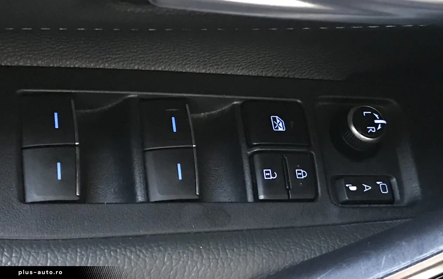 TOYOTA COROLLA TOURING SPORTS GR