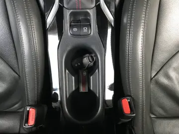 TOYOTA COROLLA TOURING SPORTS GR