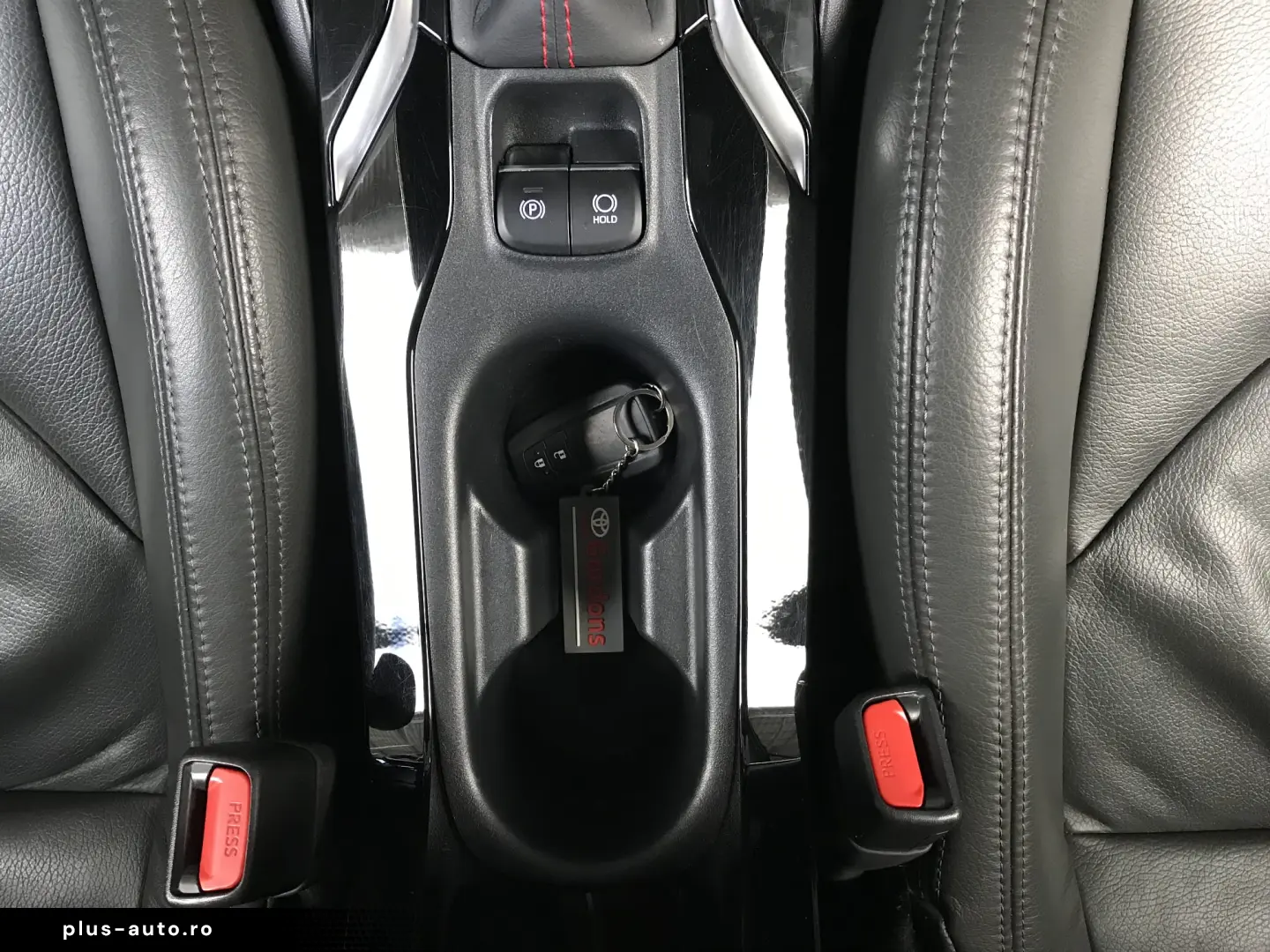 TOYOTA COROLLA TOURING SPORTS GR