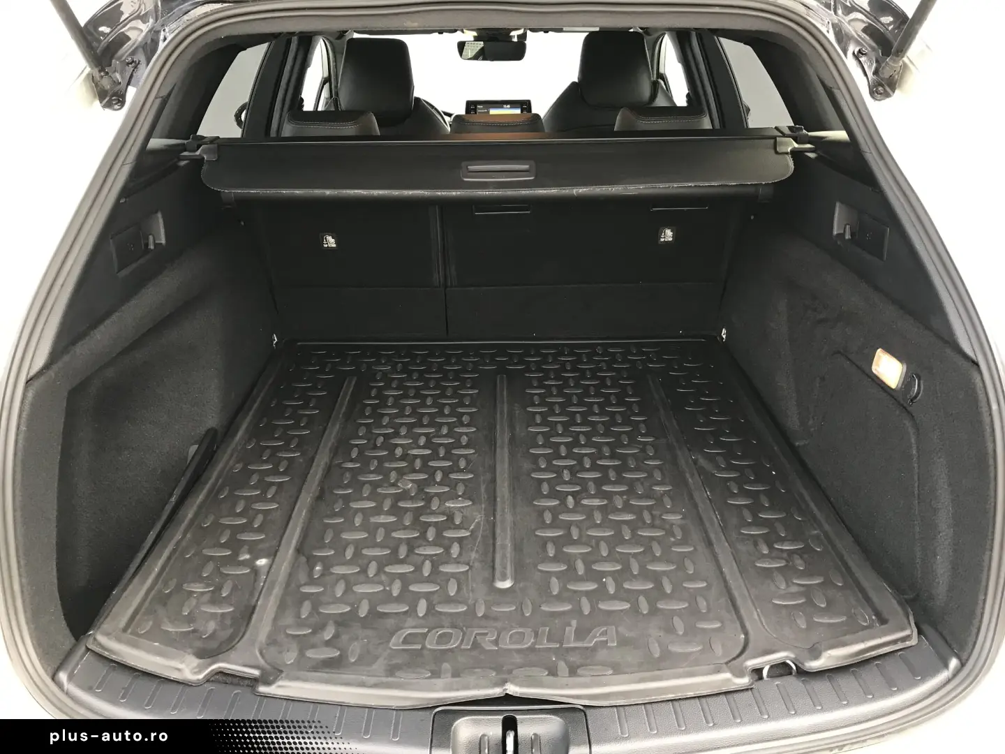 TOYOTA COROLLA TOURING SPORTS GR