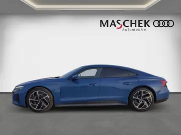 AUDI e-tron GT quattro