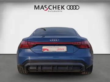 AUDI e-tron GT quattro