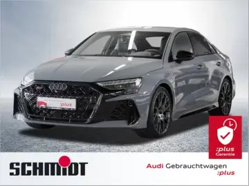Audi RS3 Limousine SONOS Matrix LED Dämpferreg  Kamer