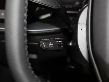 Audi RS3 Limousine SONOS Matrix LED Dämpferreg  Kamer