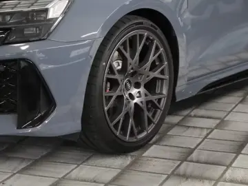 Audi RS3 Limousine SONOS Matrix LED Dämpferreg  Kamer