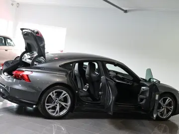 AUDI e-tron GT Quattro