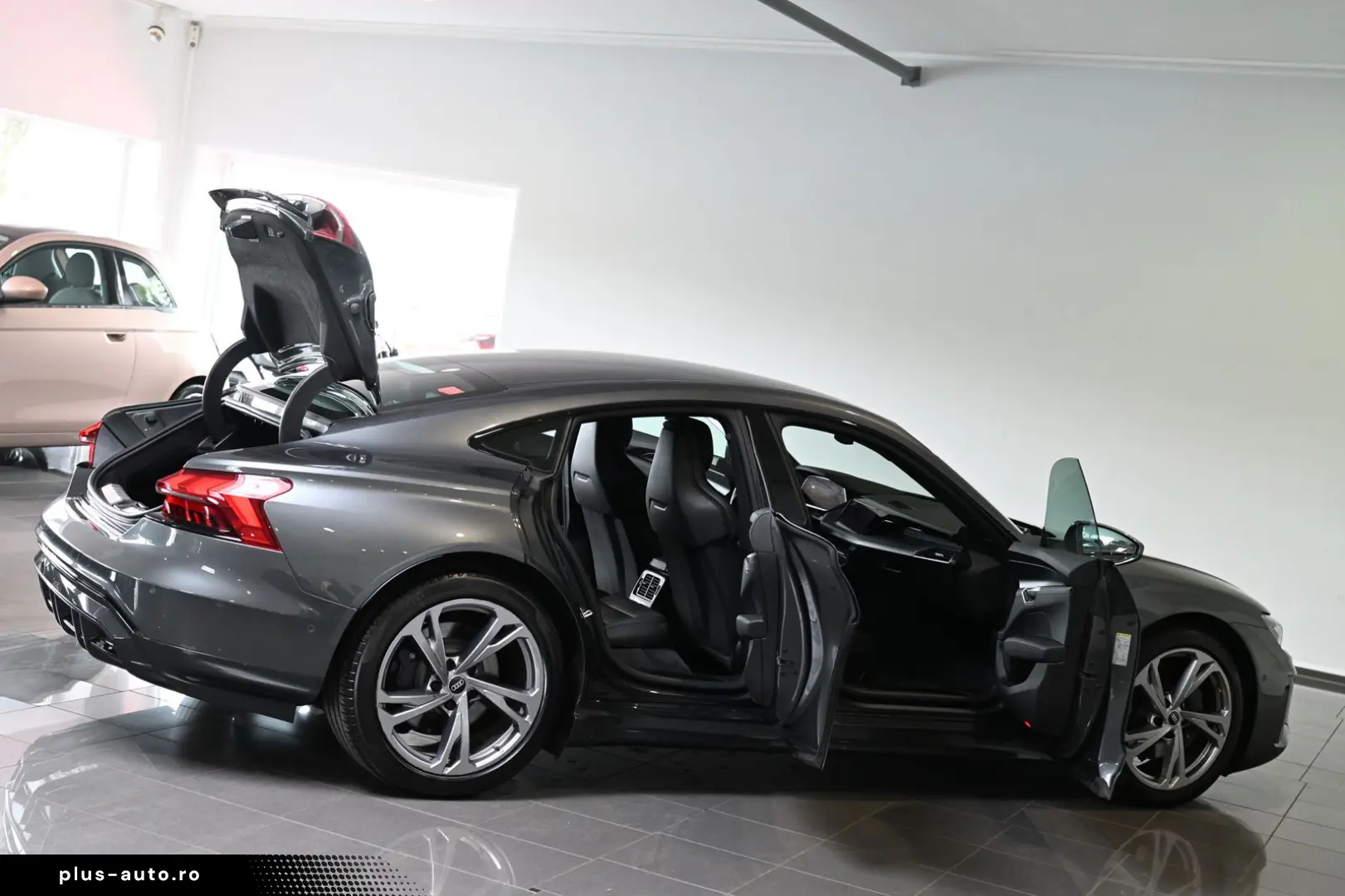 AUDI e-tron GT Quattro