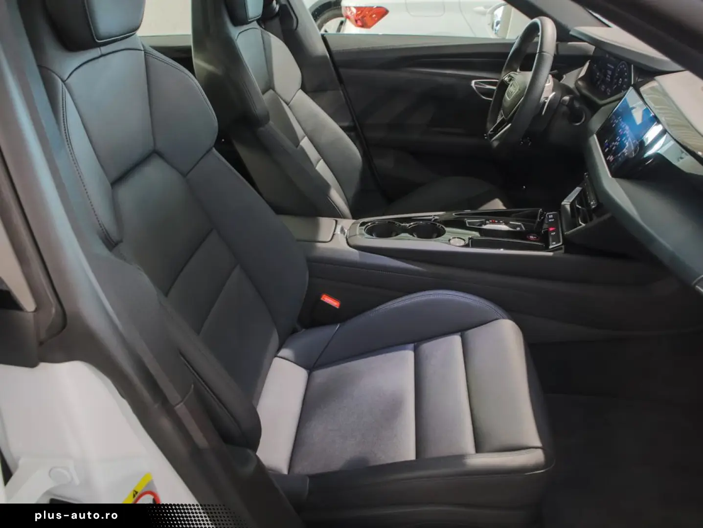 AUDI e-tron GT quattro