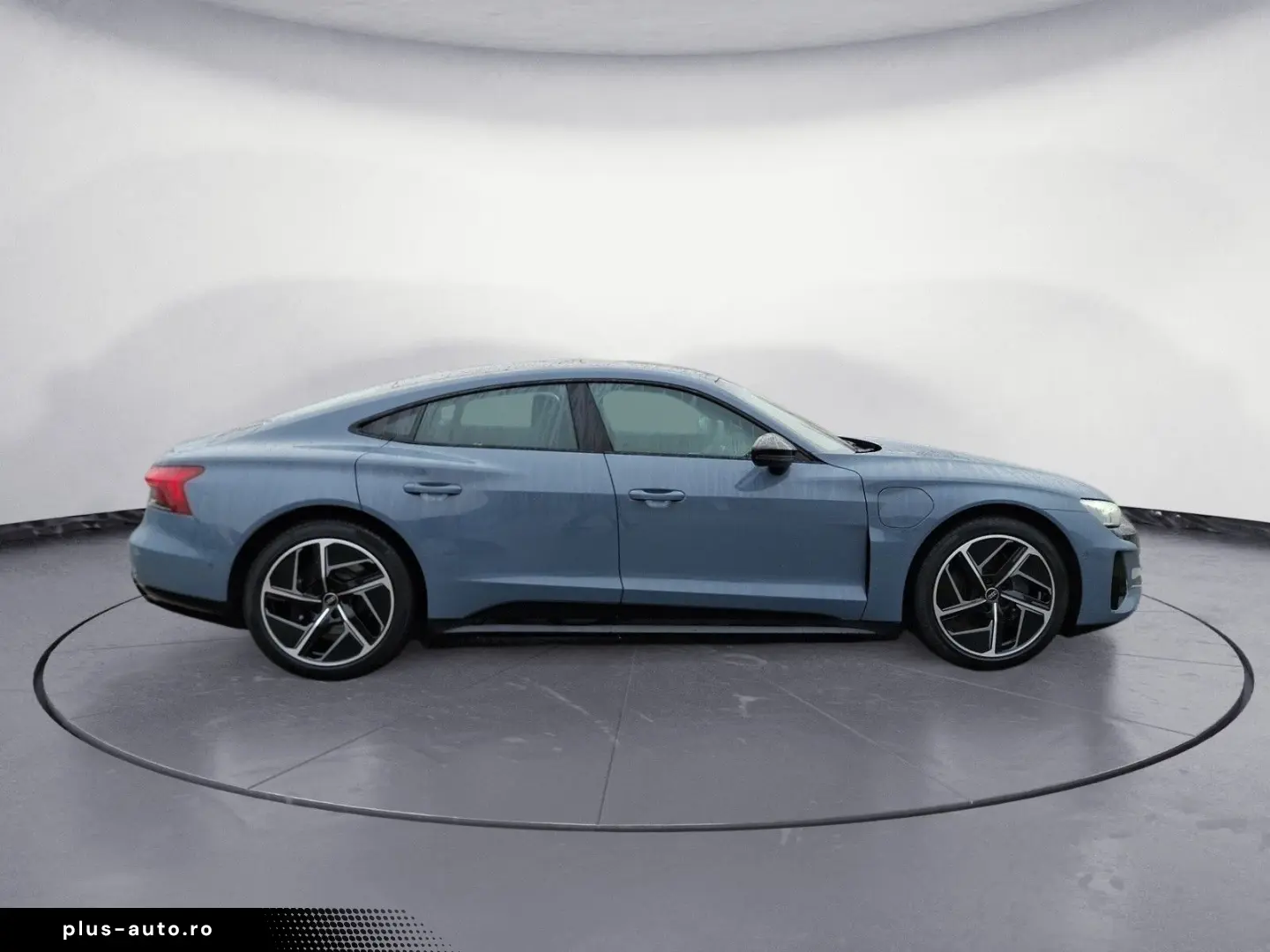 AUDI e-tron GT quattro