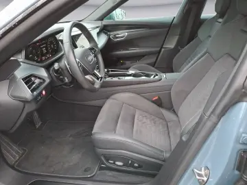 AUDI e-tron GT quattro