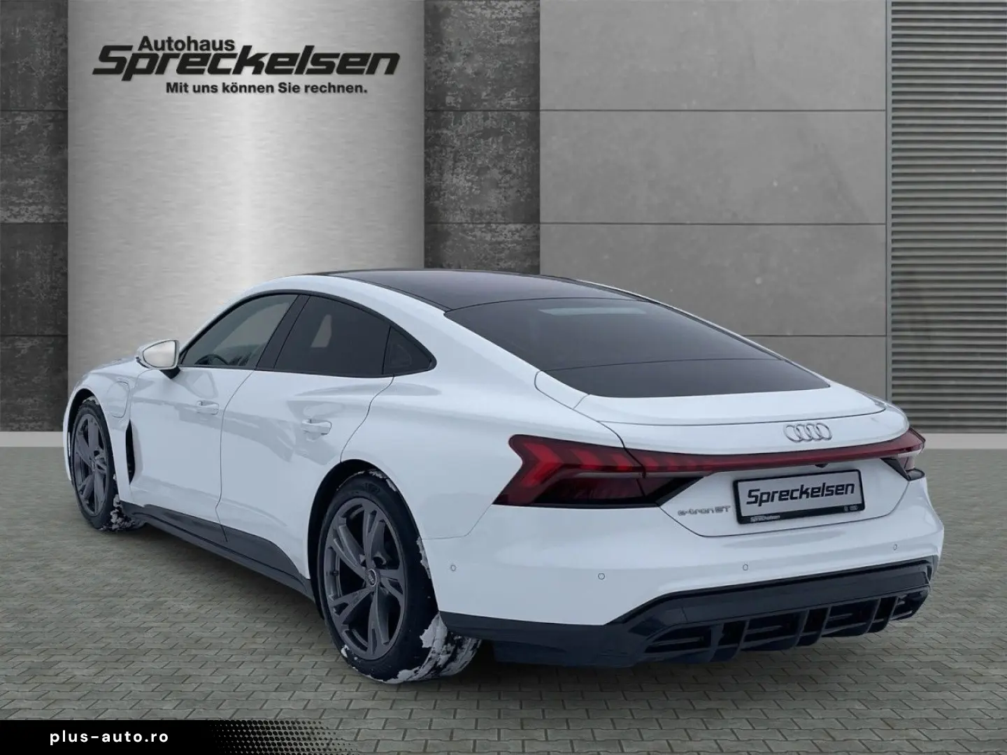 AUDI e-tron GT quattro