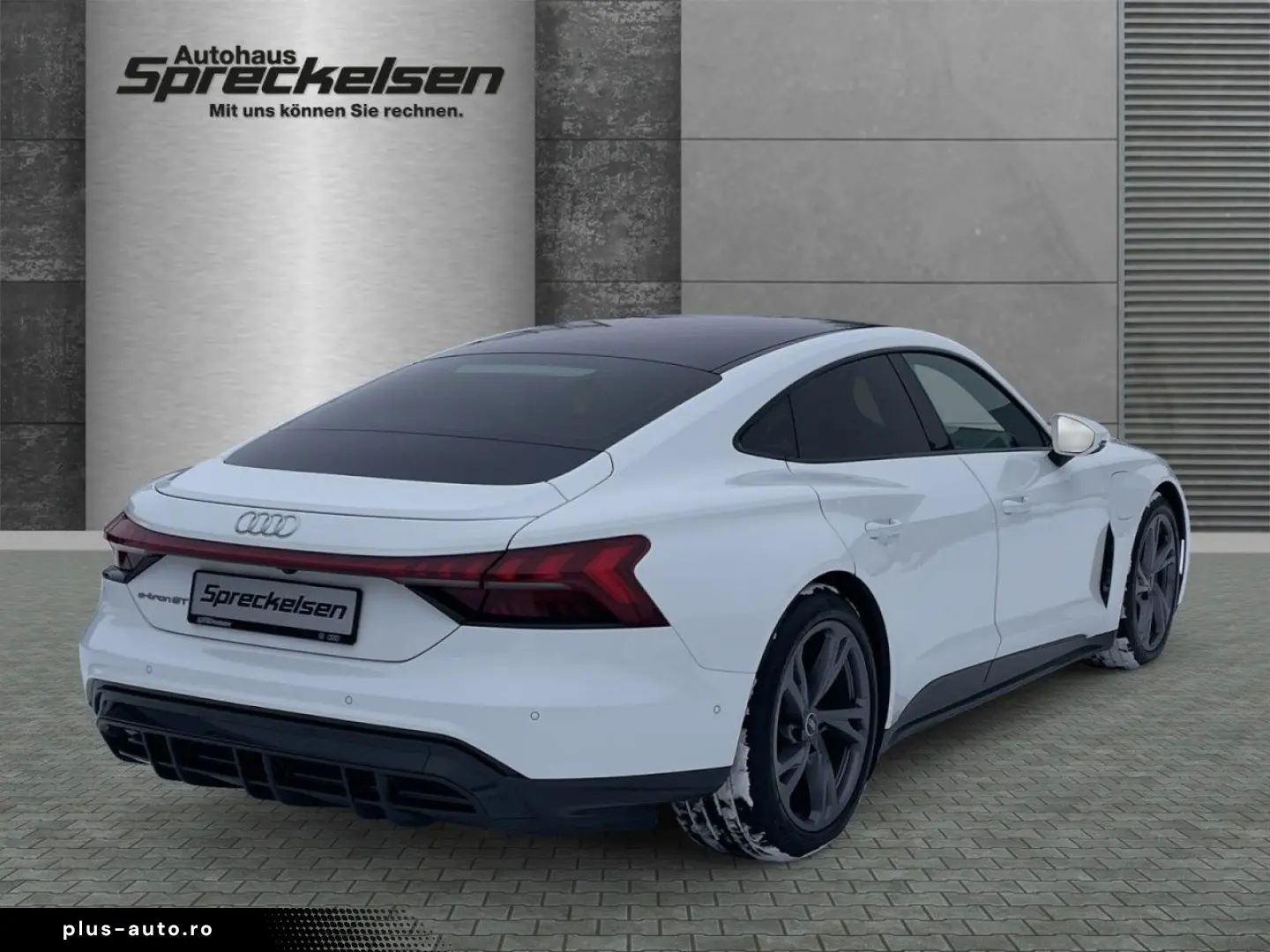 AUDI e-tron GT quattro