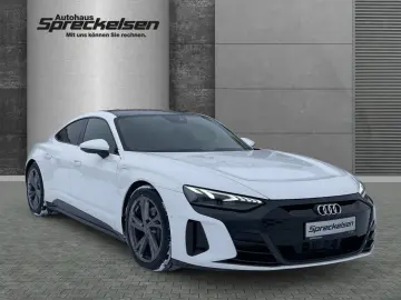 AUDI e-tron GT quattro