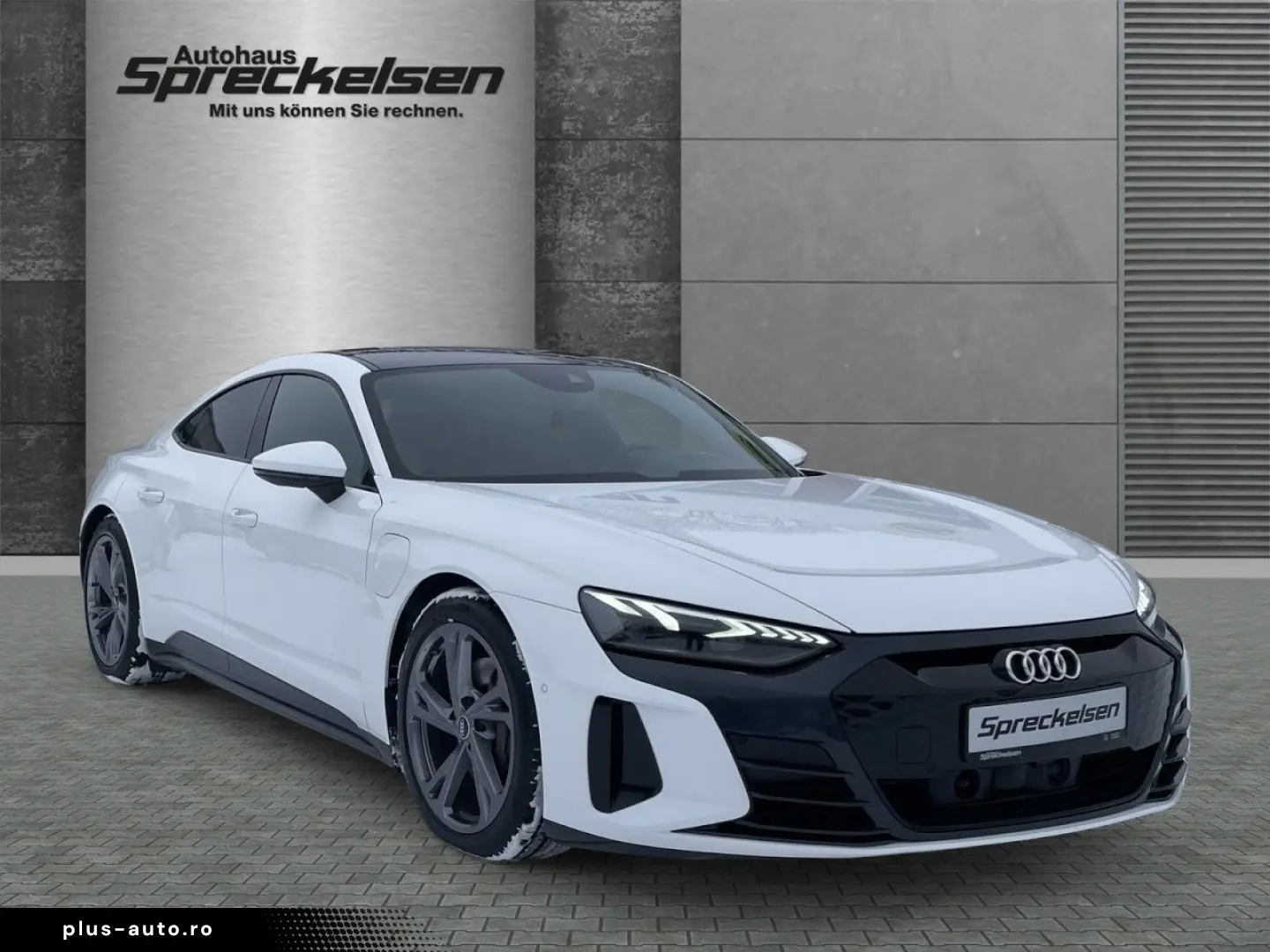 AUDI e-tron GT quattro