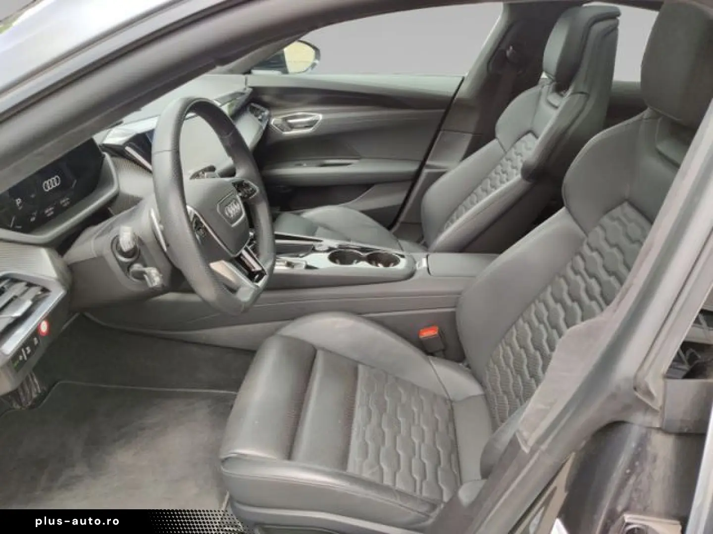 AUDI e-tron GT 83 7kWh quattro 350