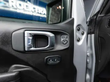 JEEP Wrangler 3.6 V6 UNLIMITED SPORT OFFROAD 4x4 LED