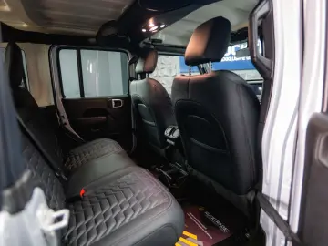 JEEP Wrangler 3.6 V6 UNLIMITED SPORT OFFROAD 4x4 LED