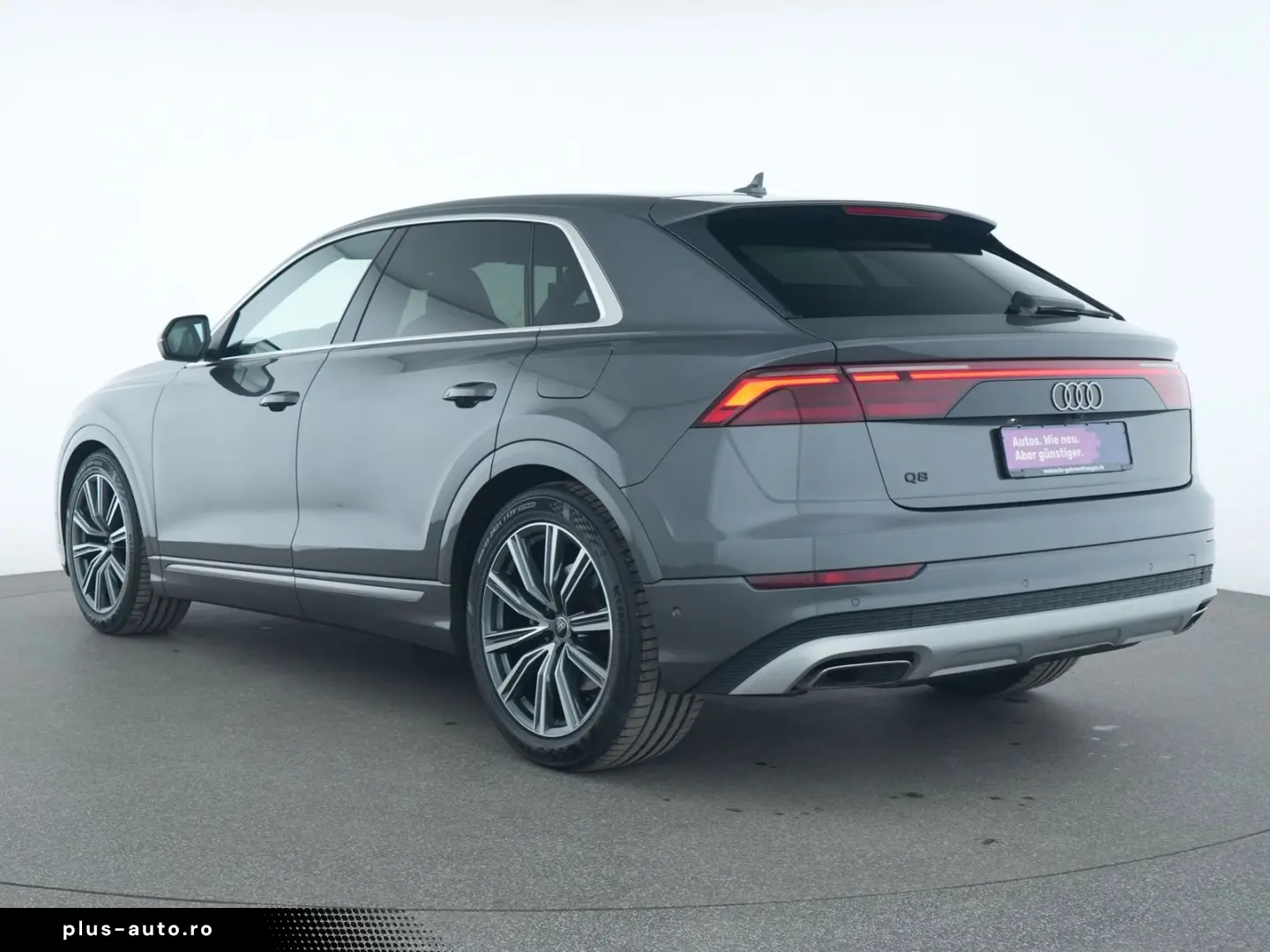 AUDI Q8 S line
